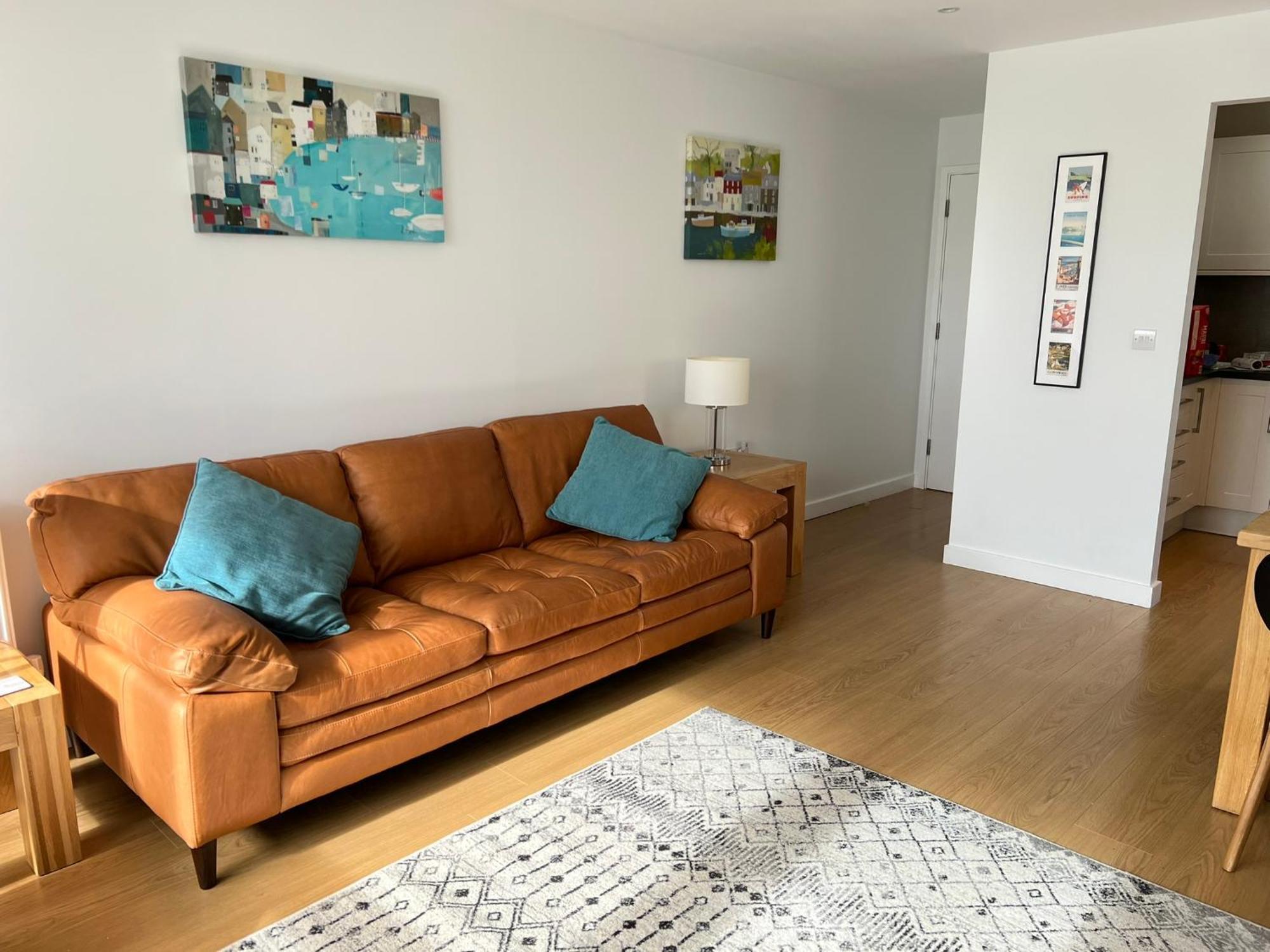 Lovely 2 Bedroom Flat Moments From Fistral Newquay